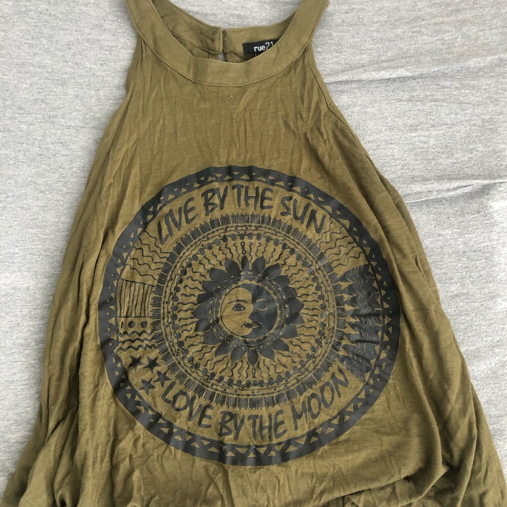 Tank top - Picture 1 of 1